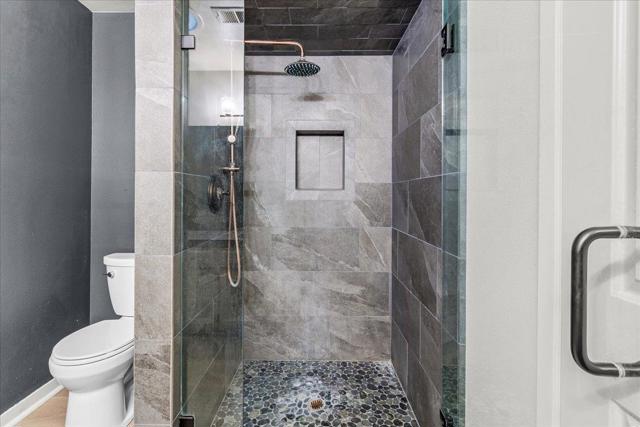 118 Nissen Road, Salinas CA: https://media.crmls.org/mediaz/0b00f59d-0740-4d69-8cde-2a5b21e3607d.jpg