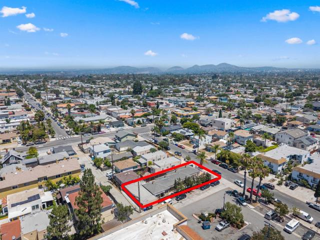 4358 64 36th St, San Diego CA: https://media.crmls.org/mediaz/0b01629c-fa6b-4aa8-a123-66b7fe5544fe.jpg