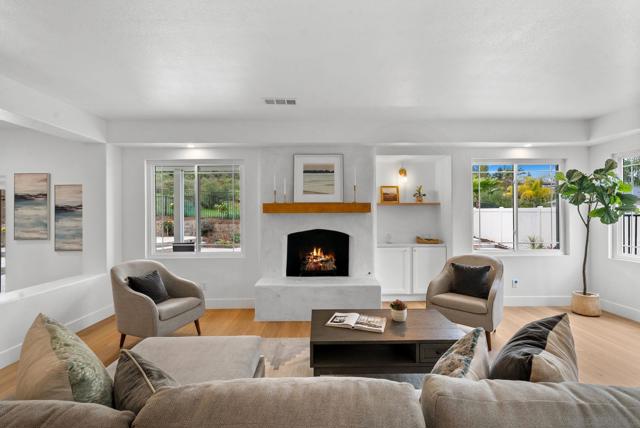 1052 Via Vera Cruz, San Marcos CA: https://media.crmls.org/mediaz/0b01a3b6-f74d-488f-b8d0-8c72658e8bb7.jpg