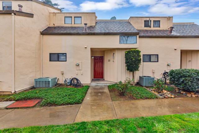 8170 Westwood Drive, Gilroy CA: https://media.crmls.org/mediaz/0b032beb-b602-4ab6-8587-a963caabdfef.jpg