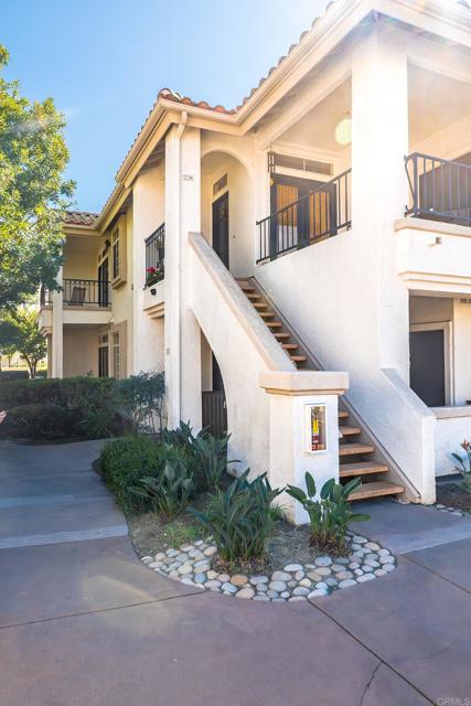 Detail Gallery Image 2 of 18 For 2395 Rancho Del Oro Rd #29,  Oceanside,  CA 92056 - 2 Beds | 2 Baths