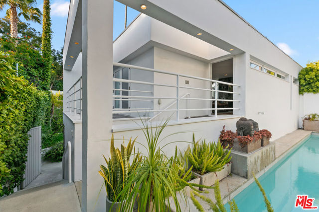 Drew Fenton | 27428 Pacific Coast Highway Malibu CA | MLS: 7336160