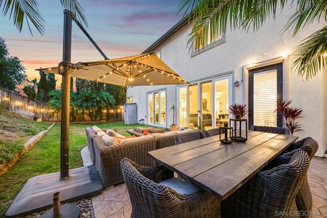 3231 Canyon View Dr, Oceanside CA: https://media.crmls.org/mediaz/0b04f3ad-c8f0-45ef-af68-7f63142cb889.jpg