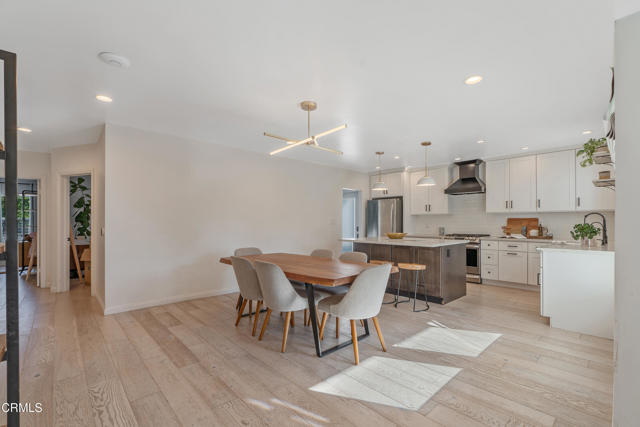 Detail Gallery Image 10 of 42 For 5200 Dahlia Dr, Los Angeles,  CA 90041 - 3 Beds | 3 Baths