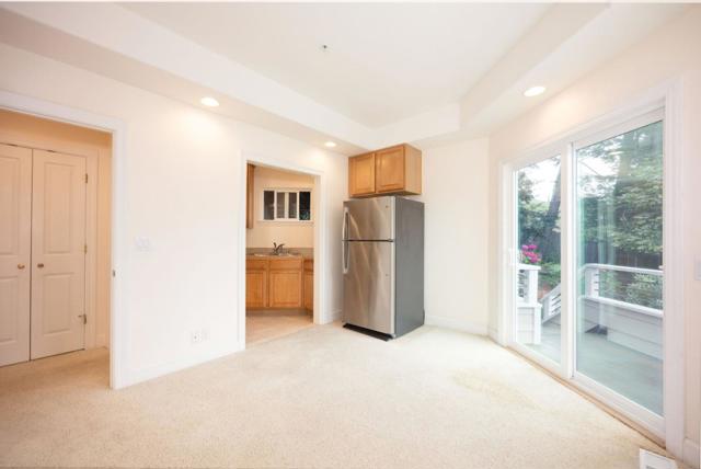 590 Miramar Drive, Half Moon Bay CA: https://media.crmls.org/mediaz/0b07a6e4-4cf5-4fbe-b5ba-cba790e2c31a.jpg