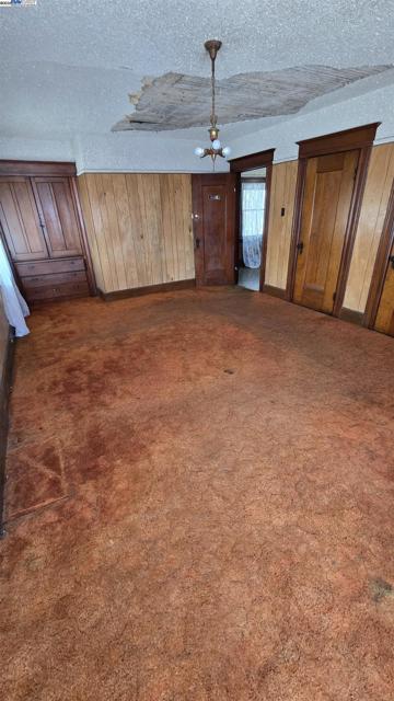 3020 E. 19th st, Oakland CA: https://media.crmls.org/mediaz/0b091a58-c1fa-412a-b6f8-900c24355ee3.jpg