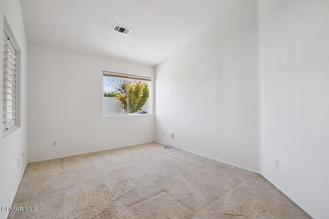 7744 Hayward Street, Ventura CA: https://media.crmls.org/mediaz/0b0a622b-10fe-4e89-acb3-0a86d0ed93d2.jpg