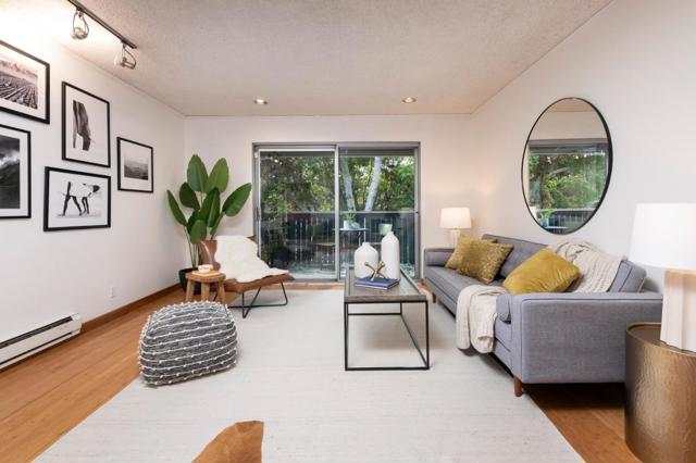 125 Piccadilly Place, San Bruno CA: https://media.crmls.org/mediaz/0b0a6e21-09c7-410f-a244-2d202a3d3b46.jpg