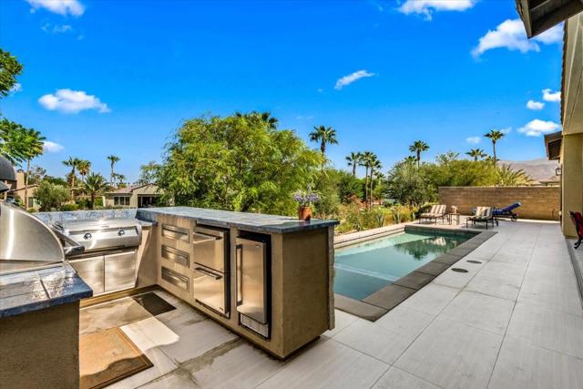 57870 Stone Creek W Trail, La Quinta CA: https://media.crmls.org/mediaz/0b0bed8e-3571-4944-88a7-c7c179c47ddc.jpg