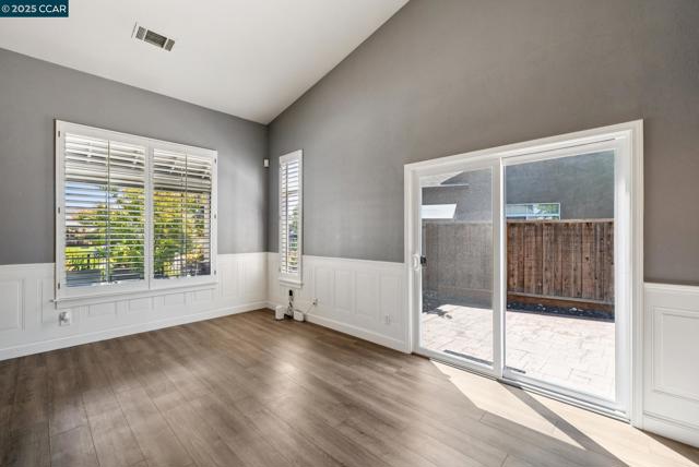4813 Carrington Dr, Oakley CA: https://media.crmls.org/mediaz/0b0c121d-02ac-44a7-bc5c-6f242705f909.jpg