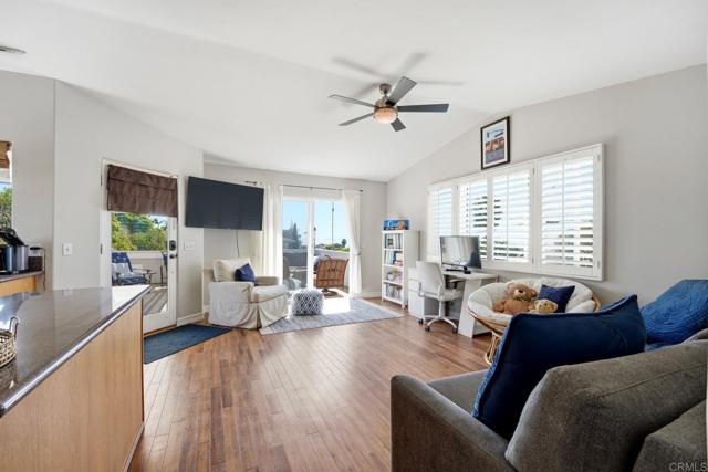 Detail Gallery Image 35 of 45 For 1839 Freda Ln, Cardiff By The Sea,  CA 92007 - 5 Beds | 4 Baths