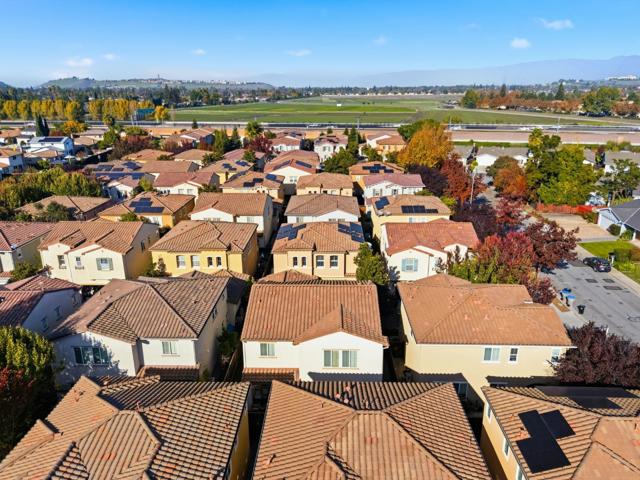 5521 Southcrest Way, San Jose CA: https://media.crmls.org/mediaz/0b0d1eb8-1af6-4d53-a568-efca20004e62.jpg