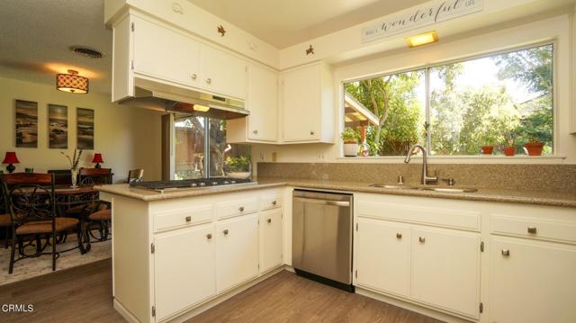 Detail Gallery Image 11 of 36 For 398 Day Rd, Ventura,  CA 93003 - 5 Beds | 2/1 Baths