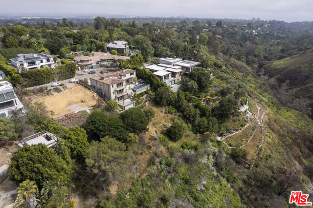 Drew Fenton | 1515 Umeo Road Pacific Palisades CA | MLS: 7254935