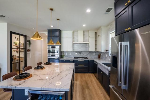 438 Minor Avenue, San Jose CA: https://media.crmls.org/mediaz/0b107275-b1c1-4042-87d9-928b4eaf794c.jpg