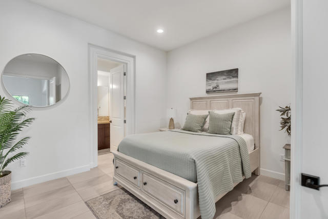 Image 13 of 36 For 81805 Four Seasons Place