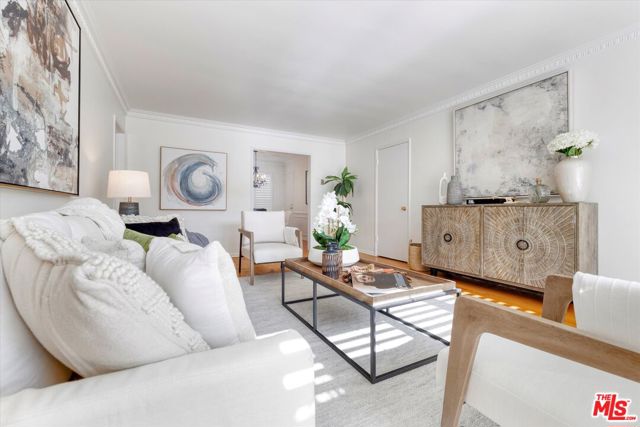 1275 North Harper Avenue, 4 photo 6