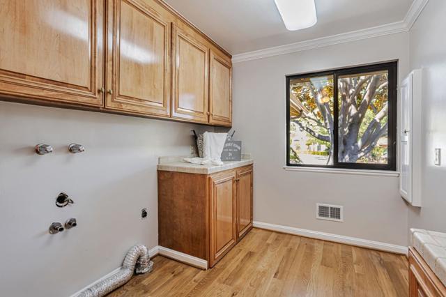 19680 Versailles Way, Saratoga CA: https://media.crmls.org/mediaz/0b12cf8c-46f6-4d6f-8001-2916fd6f00de.jpg