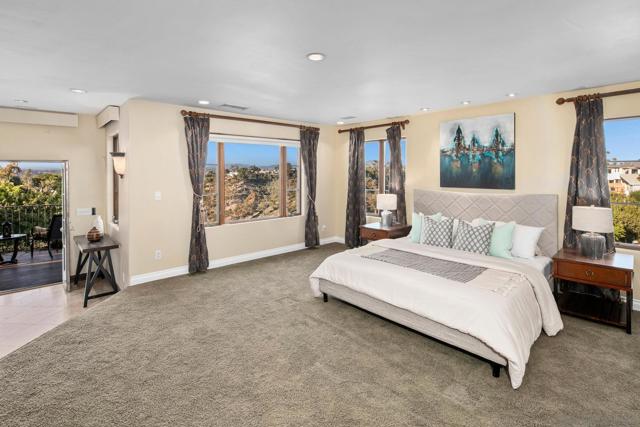 4915 Eyrie Rd, San Diego CA: https://media.crmls.org/mediaz/0b134c37-e747-4311-b56a-e2a1dbe04603.jpg