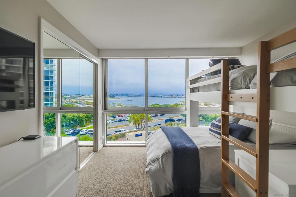 MLS #250033972SD img 15