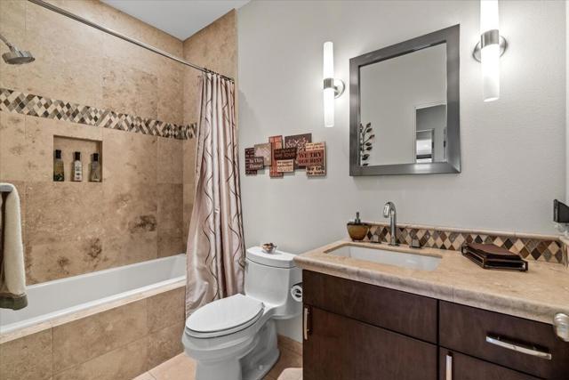 11 Vista Loma Drive, Rancho Mirage, CA 92270