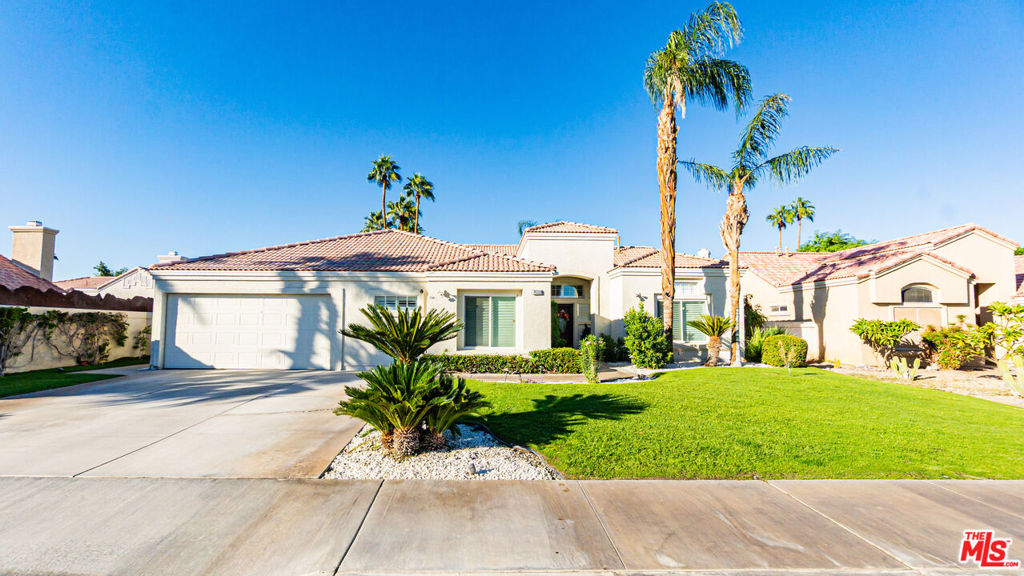79300 Desert Stream Drive