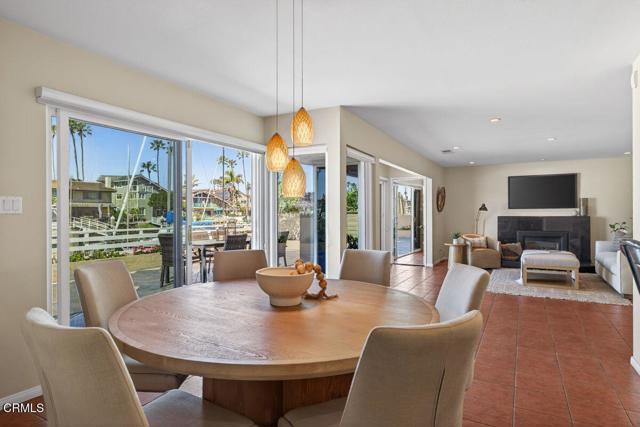 Detail Gallery Image 24 of 76 For 2941 Surfrider Ave, Ventura,  CA 93001 - 5 Beds | 3 Baths