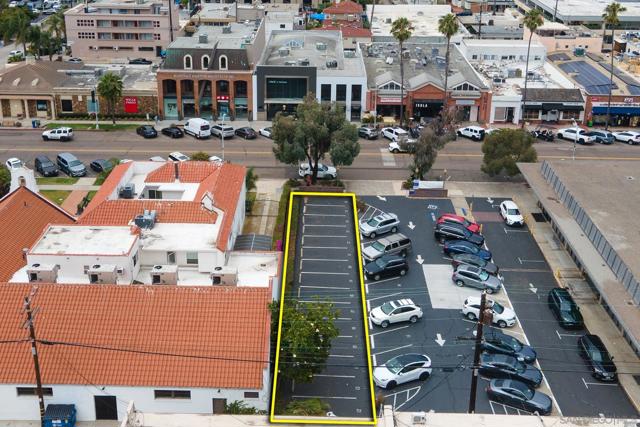 7733 Girard Ave, La Jolla CA: https://media.crmls.org/mediaz/0b173598-901d-451e-83f3-8ff88c56989b.jpg