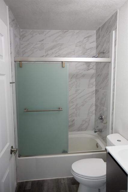 Image 5 of 25 For 1417 Grove  2