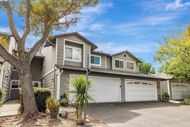 2013 Galloway Cmn, Livermore CA: https://media.crmls.org/mediaz/0b17e009-3b75-467c-9213-a98a6fad5d50.jpg