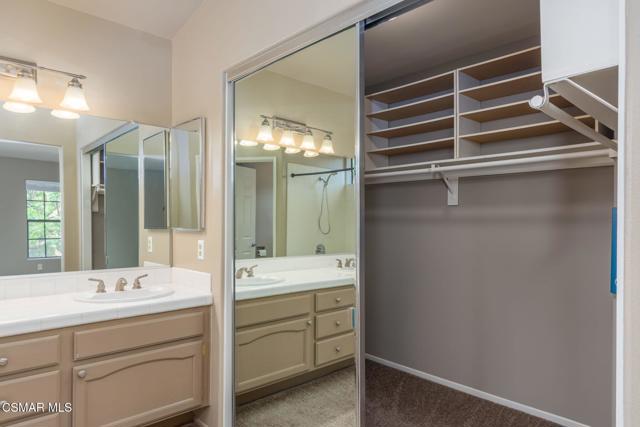 4826 Piedmont Drive, Oak Park CA: https://media.crmls.org/mediaz/0b184cc4-b489-4e50-a83b-bba3c36963ec.jpg