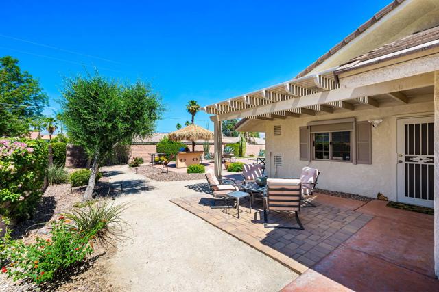 Image 31 of 47 For 78820 Runaway Bay Drive