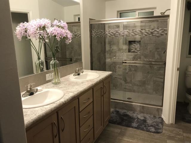 Image 10 of 22 For 2679 Rio Vista Way