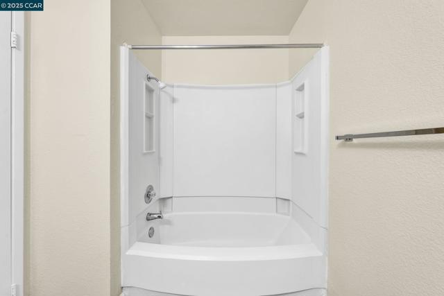3641 Clayton Rd, Concord CA: https://media.crmls.org/mediaz/0b19bb7a-df5f-415d-a642-98e847dd75eb.jpg
