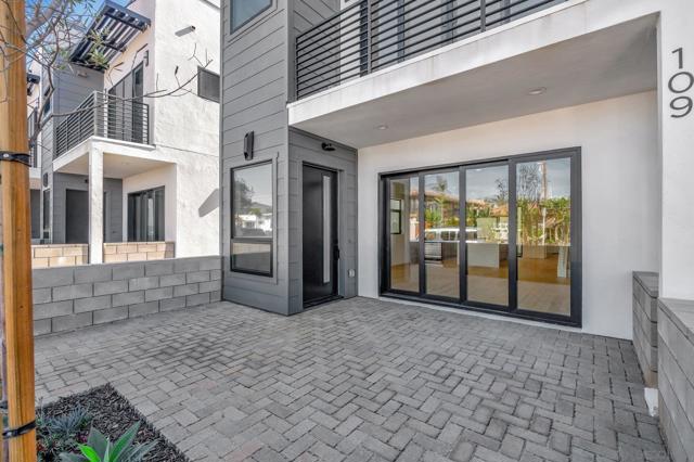 109 Daisy, Imperial Beach CA: https://media.crmls.org/mediaz/0b1b0f74-c43b-4a85-b523-a4e05cefa183.jpg