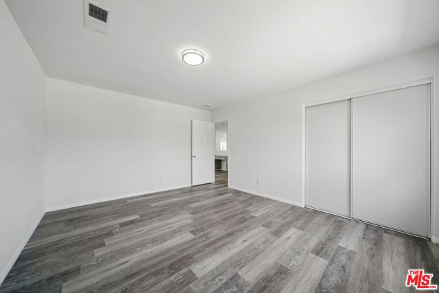 3702 Las Palmas Avenue, Palmdale CA: https://media.crmls.org/mediaz/0b1b979e-e93e-4d54-af54-66b5af0fec00.jpg