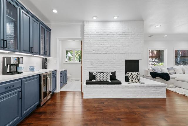29 Kite Hill Road, Santa Cruz CA: https://media.crmls.org/mediaz/0b1c0942-e5b9-4e68-94d6-f88557fee005.jpg
