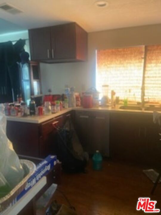 5060 Adobe Drive, Palmdale CA: https://media.crmls.org/mediaz/0b1cbbd9-08a0-4dc0-a26a-b2f2175b0e5c.jpg