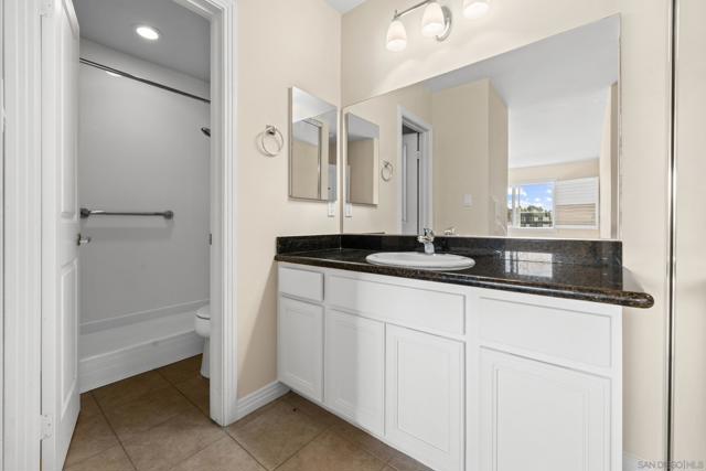 Image 16 of 20 For 6120 Decena Dr  207