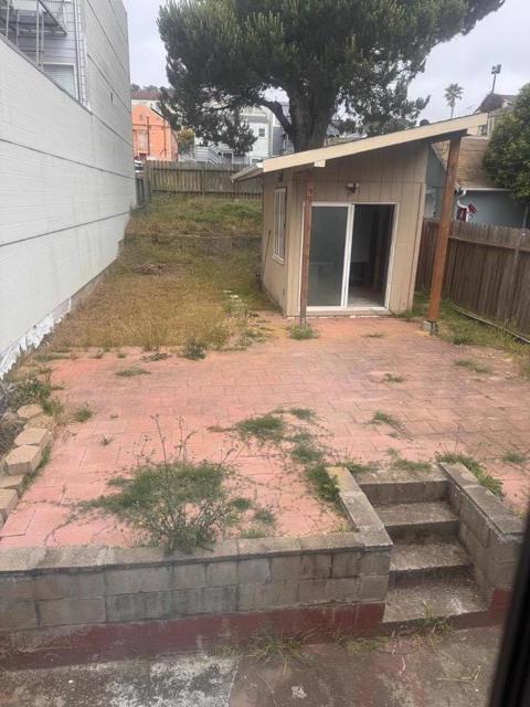 239 Miriam Street, Daly City CA: https://media.crmls.org/mediaz/0b1fd967-4000-4b8a-835e-582020e72043.jpg