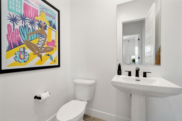 Image 34 of 37 For 78415 Heritage Way