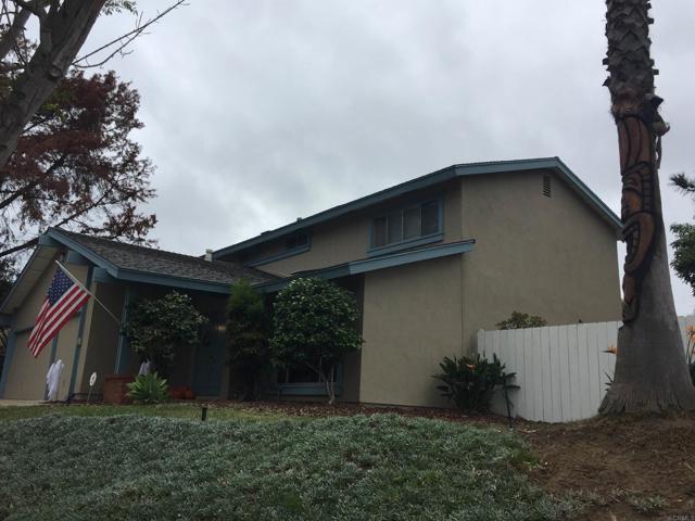 Detail Gallery Image 5 of 7 For 13625 Mango Dr, Del Mar,  CA 92014 - 4 Beds | 2 Baths