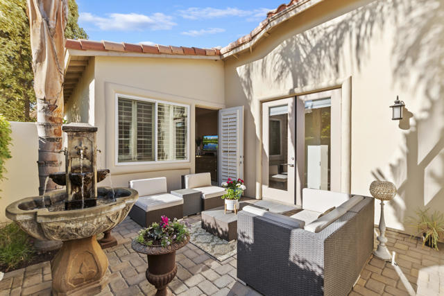 79918 Mission E Drive, La Quinta CA: https://media.crmls.org/mediaz/0b21afb4-f15a-482a-acaf-0f3eb42f54fe.jpg