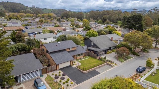 2013 Avignon Place, Half Moon Bay CA: https://media.crmls.org/mediaz/0b21c3b1-ecb9-414c-8d24-cd6f337d23d8.jpg