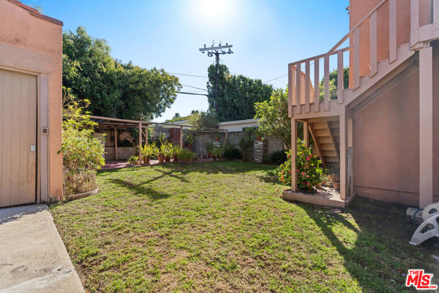 10582 Cheviot Drive, Los Angeles CA: https://media.crmls.org/mediaz/0b229419-7fff-401d-b91d-e3ecf3d58a35.jpg