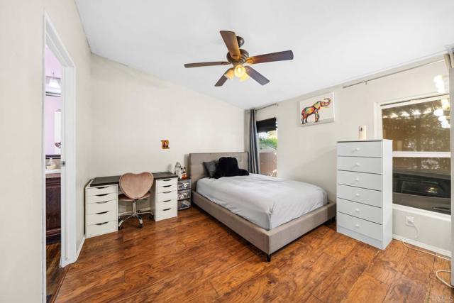 402 63Rd Street, San Diego CA: https://media.crmls.org/mediaz/0b22ad5f-4667-4f1a-8616-a40fea08a7eb.jpg
