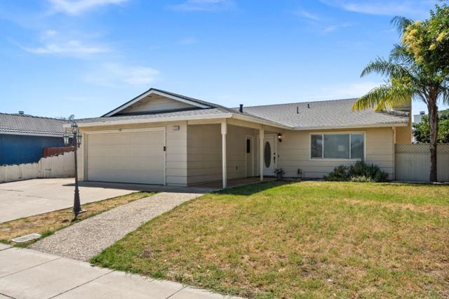 1014 Croyden Way, Manteca CA: https://media.crmls.org/mediaz/0b22dd55-dfc4-41d1-b737-a90887f83349.jpg