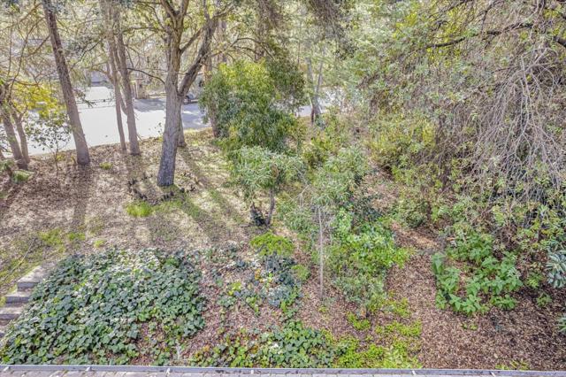 15041 Park Drive, Saratoga CA: https://media.crmls.org/mediaz/0b22eaa8-09ab-46ff-9cfc-b51937dbb1f8.jpg