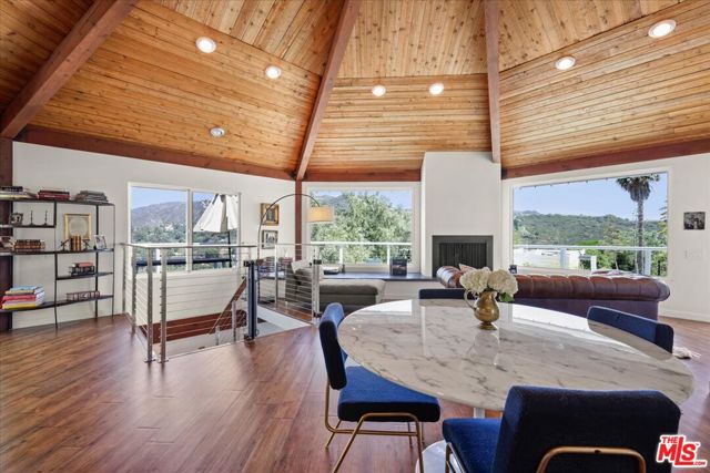 1746 Deerhill Trail, Topanga CA: https://media.crmls.org/mediaz/0b2347d9-2e75-4431-b1f9-002ac58ae006.jpg