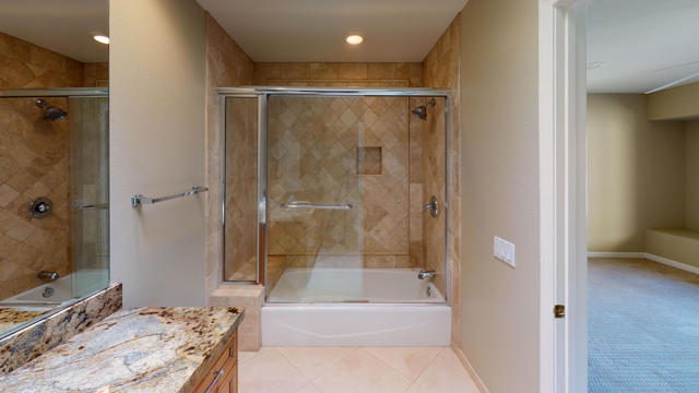 47230 Golden Bush Court, Palm Desert CA: https://media.crmls.org/mediaz/0b23d725-97b6-4357-94d6-ccde4d413b90.jpg